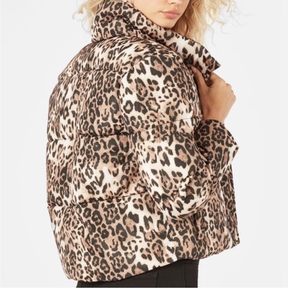 Lauren Bushnell JustFab collection leopard puffer jacket size medium, worn once! - Picture 7 of 10